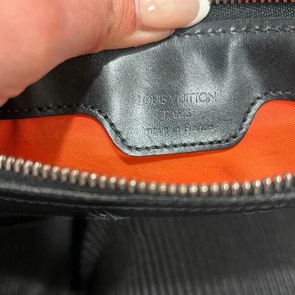 Louis Vuitton Epi Delmonico Pochette - Picture 8 of 11